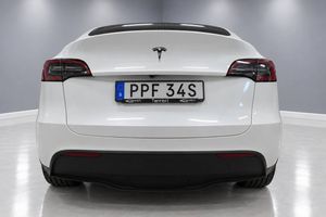 Tesla Model Y bild 21