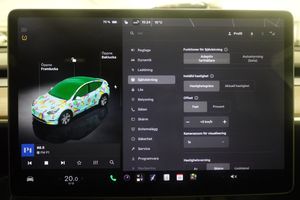 Tesla Model Y bild 13