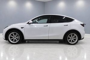 Tesla Model Y bild 3