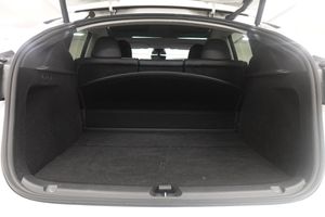 Tesla Model Y bild 19