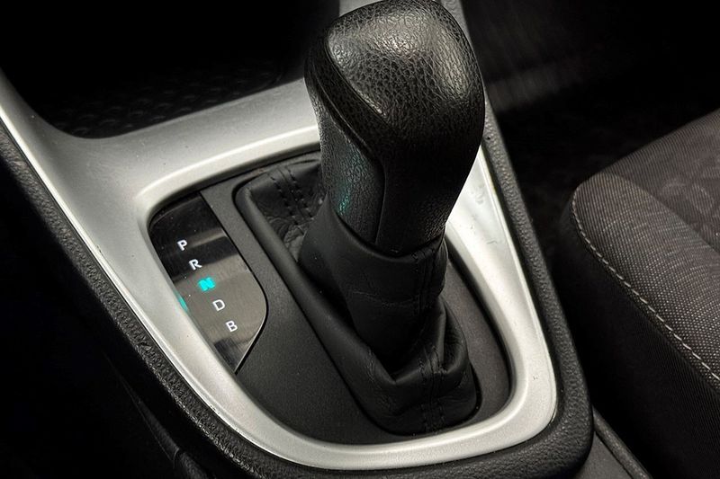 Toyota Yaris bild 24