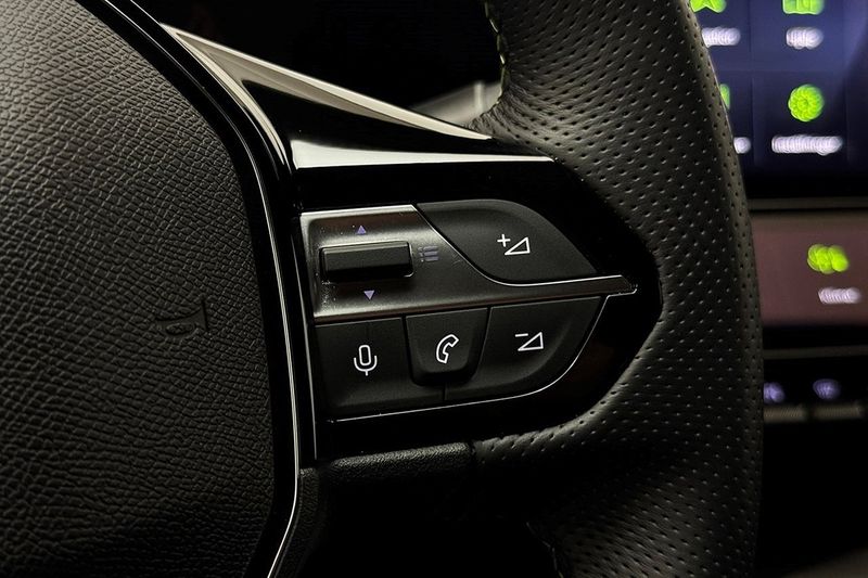 Peugeot 408 bild 21