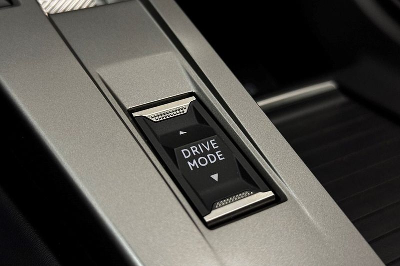 Peugeot 408 bild 35