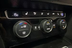Volkswagen Passat bild 19