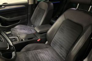 Volkswagen Passat bild 9