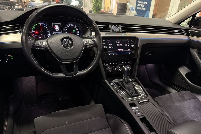Volkswagen Passat bild 10