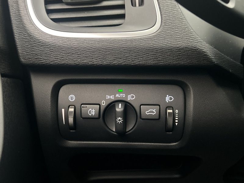 Volvo V40 bild 12