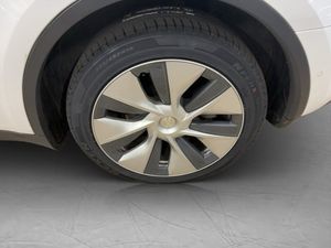 Tesla Model Y bild 29