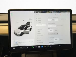 Tesla Model Y bild 20
