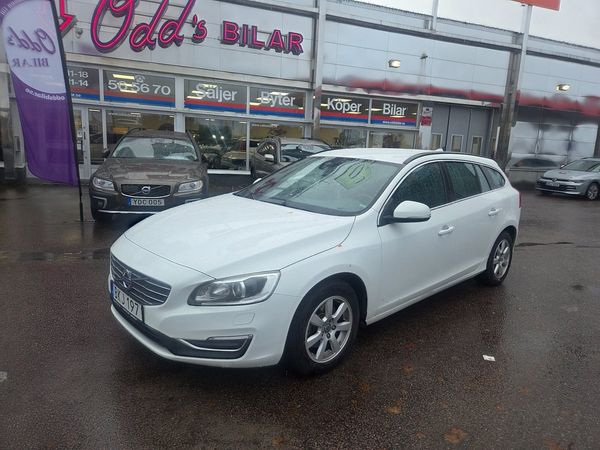 Volvo V60 D2 Momentum Dieselvärm Rattvärme,Välservad Nybes 26-10 - 2014