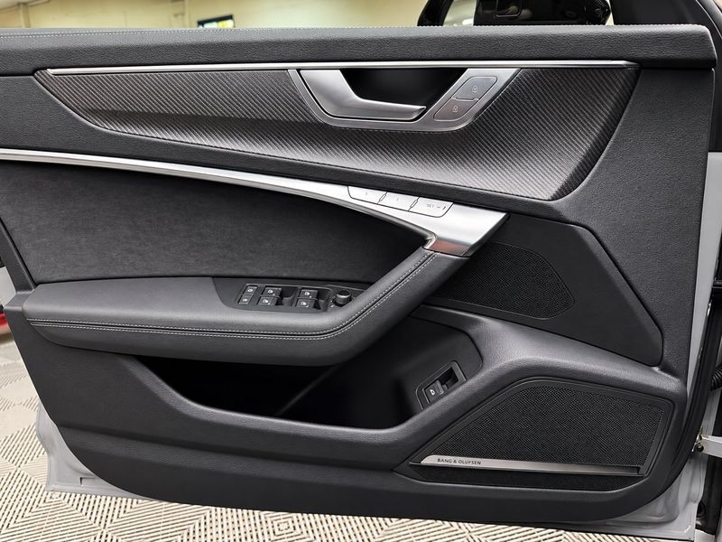 Audi RS6 bild 7