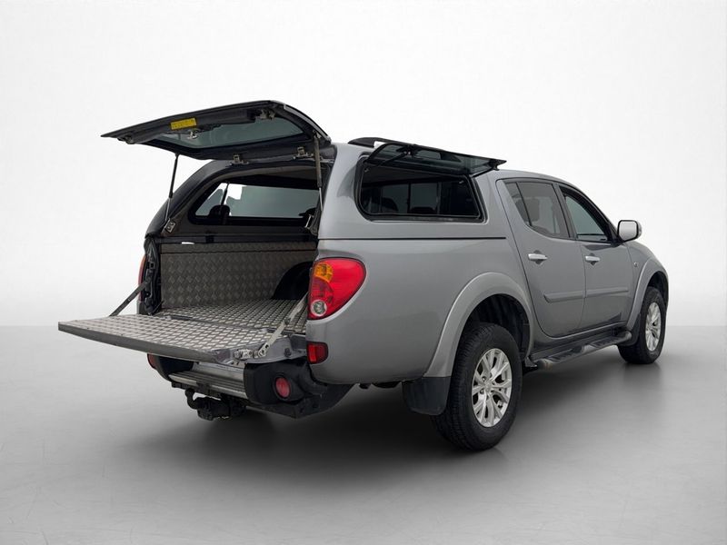 Mitsubishi L200 bild 10