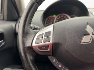 Mitsubishi L200 bild 18