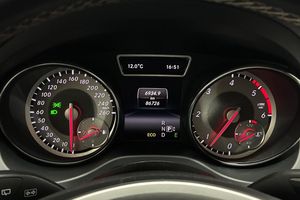 Mercedes GLA200 bild 17