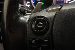 Lexus IS bild 22