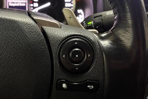 Lexus IS bild 23