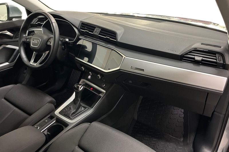Audi Q3 bild 15