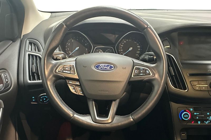 Ford Focus bild 16
