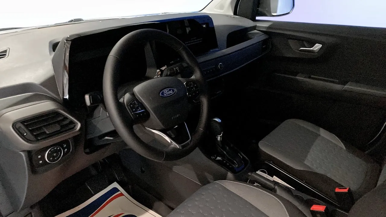 Ford Transit Courier bild 4