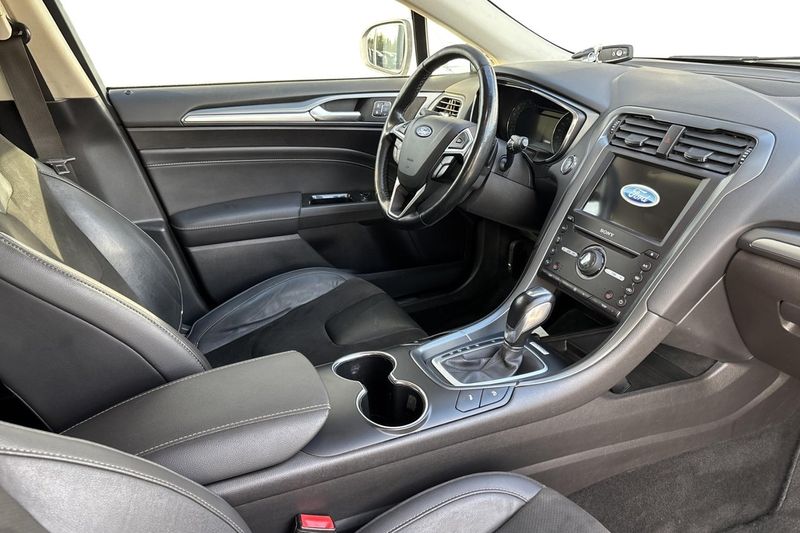 Ford Mondeo bild 6