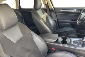 Ford Mondeo bild 7