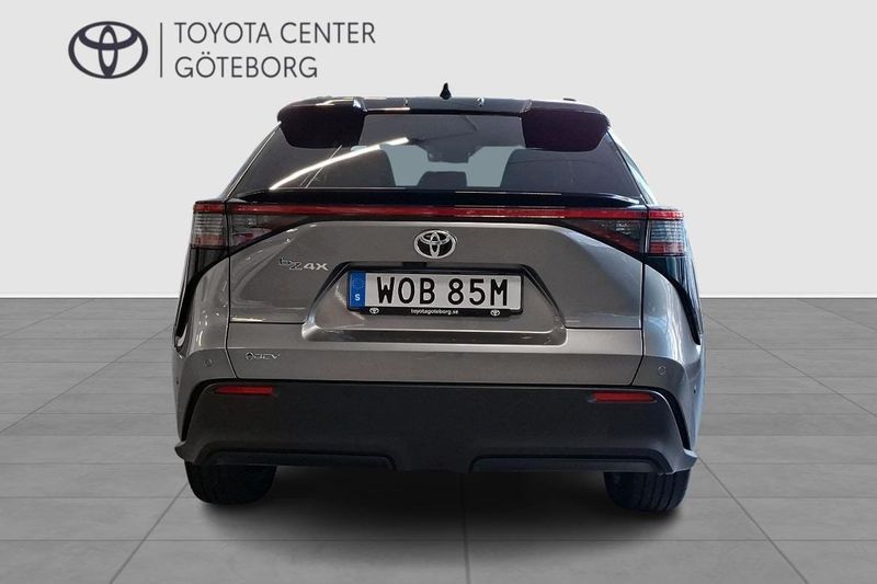 Toyota bZ4X bild 5