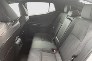 Toyota C-HR bild 8