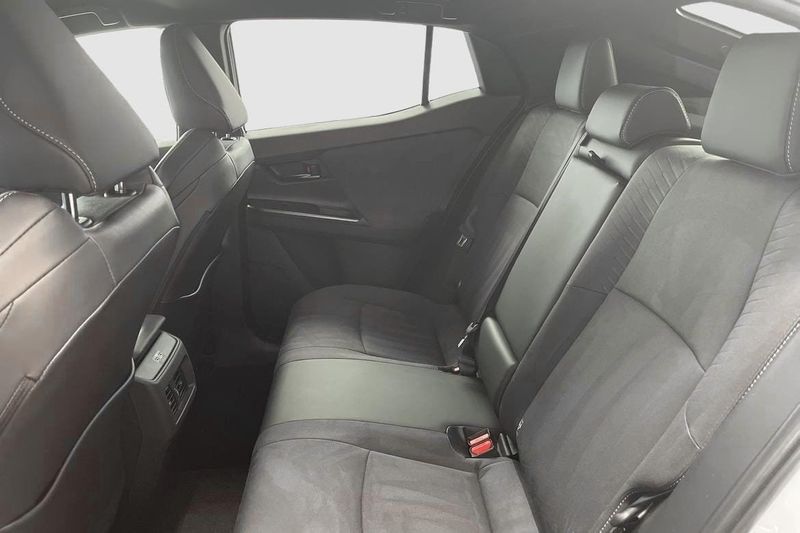 Toyota C-HR bild 8