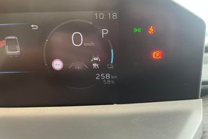 Toyota C-HR bild 12