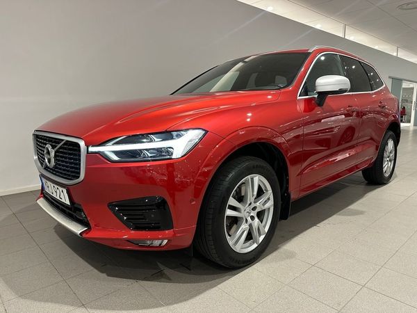 Volvo XC60 D5 AWD R-Design / Dragkrok / Backkamera / Navigation - 2018