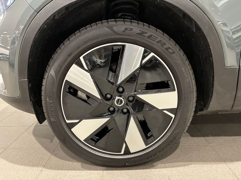 Volvo EX40 bild 21