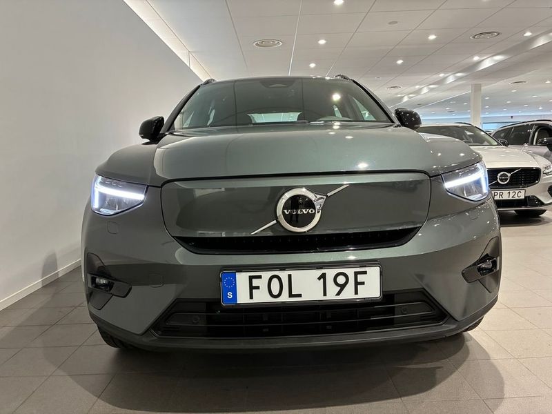 Volvo EX40 bild 2