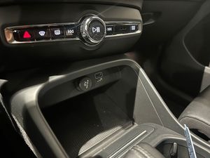 Volvo XC40 bild 8