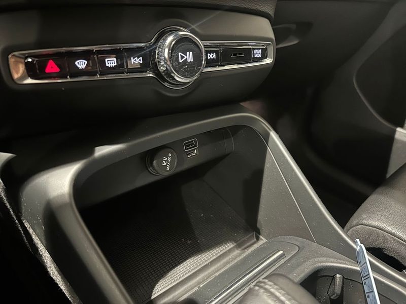 Volvo XC40 bild 8