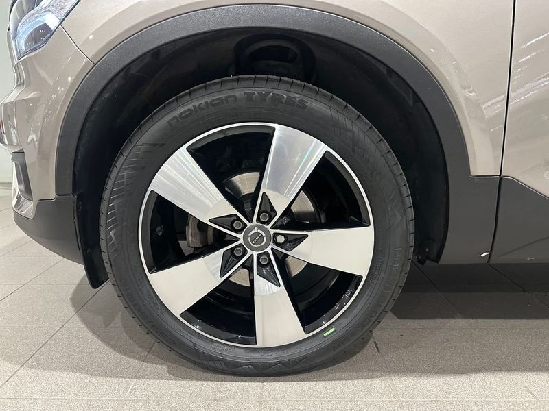 Volvo XC40 bild 2