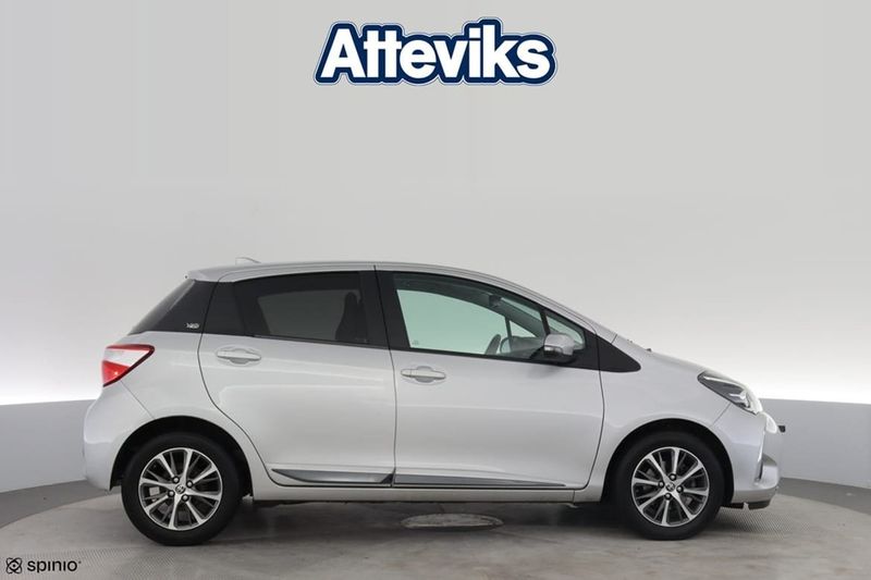Toyota Yaris bild 2