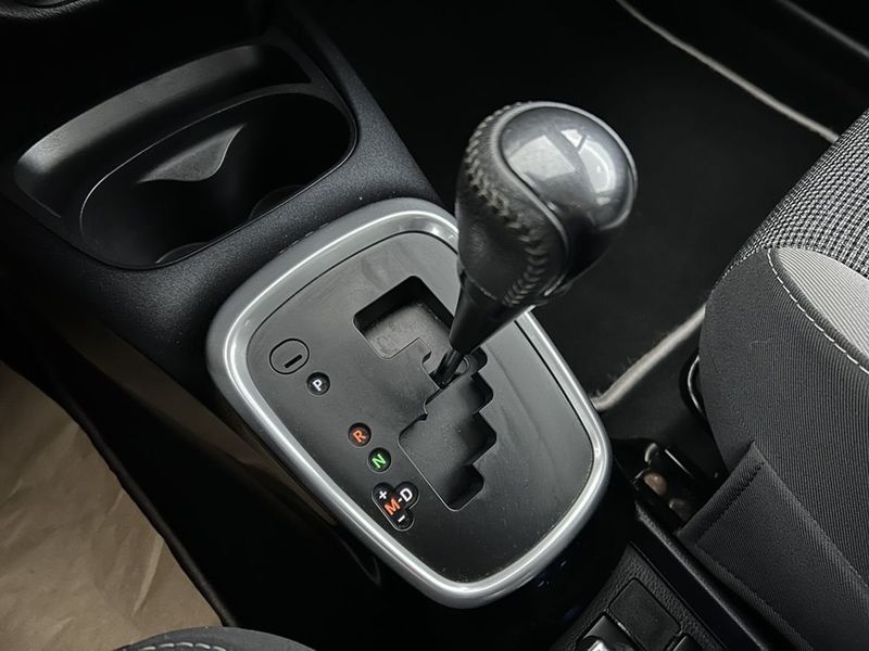 Toyota Yaris bild 16
