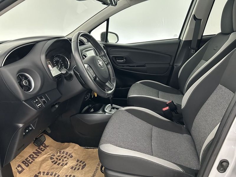 Toyota Yaris bild 8