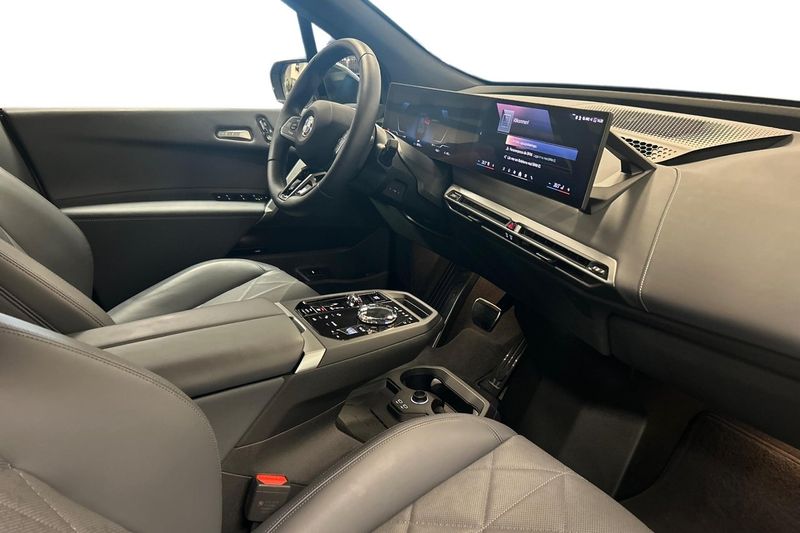 BMW iX bild 6