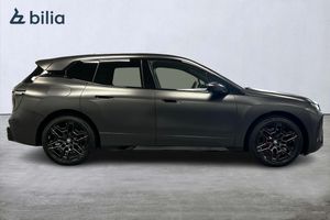 BMW iX bild 15