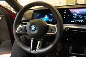 BMW iX2 bild 15