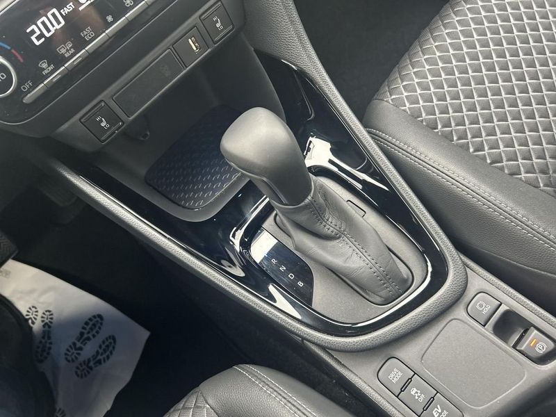 Toyota Yaris bild 18
