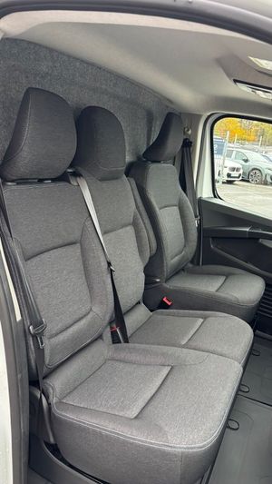 Nissan Primastar bild 8