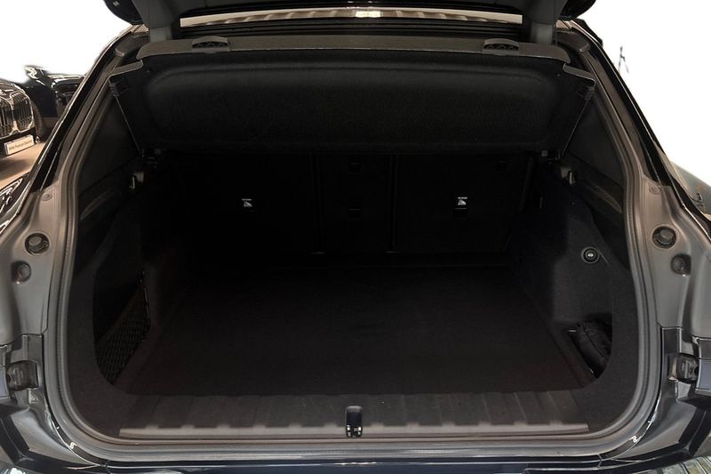 BMW iX2 bild 10