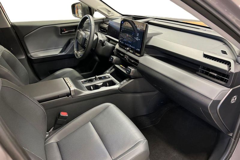 Toyota RAV4 bild 6