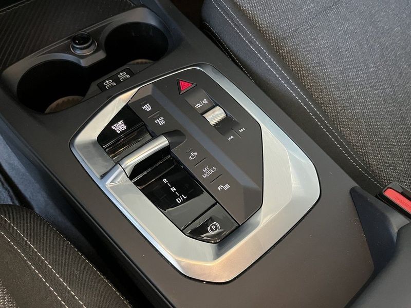 BMW 120 bild 8