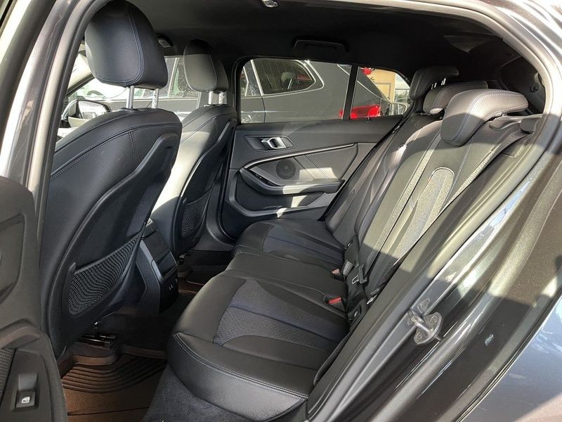 BMW 118 bild 10