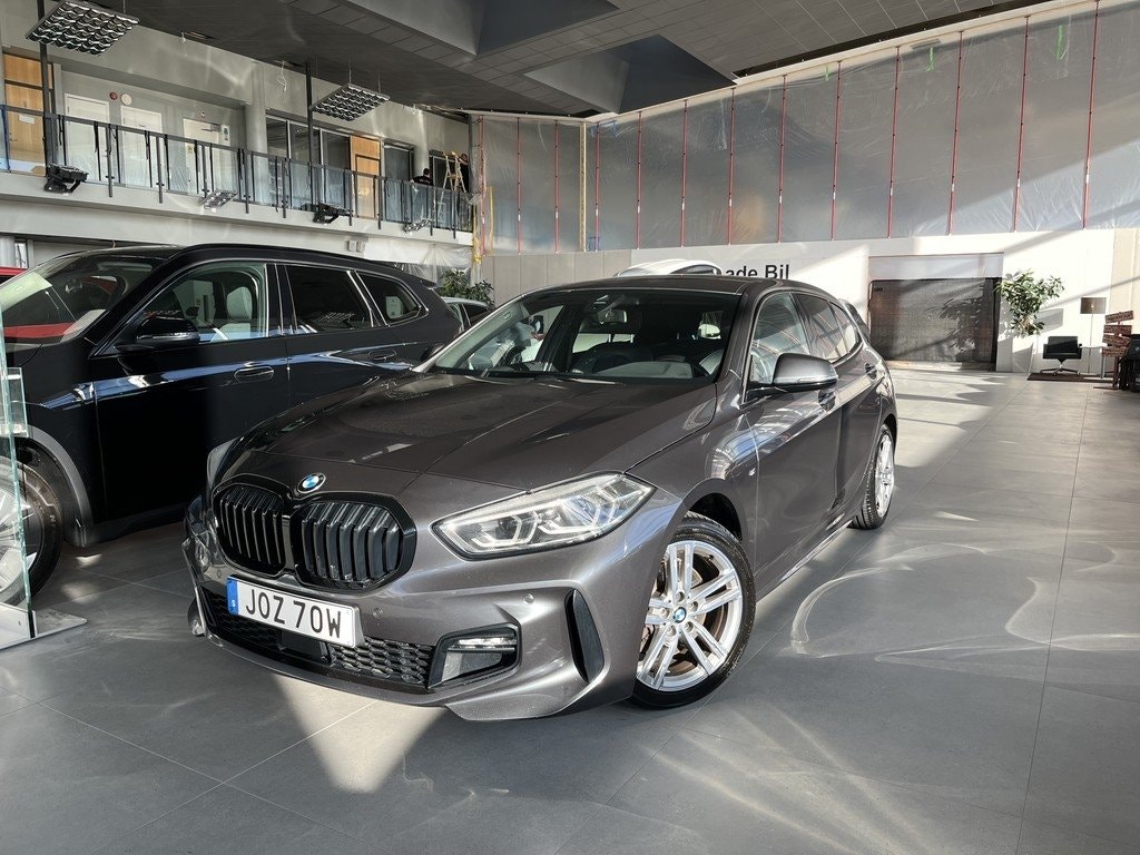 BMW 118