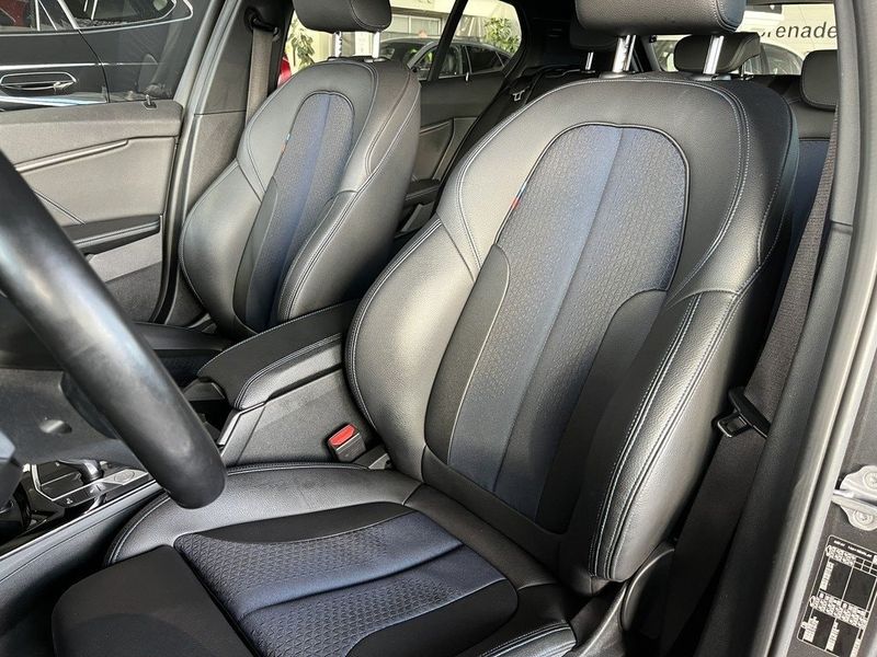 BMW 118 bild 7
