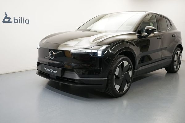 Volvo EX30 Single M Ext R Plus Edt - 2025